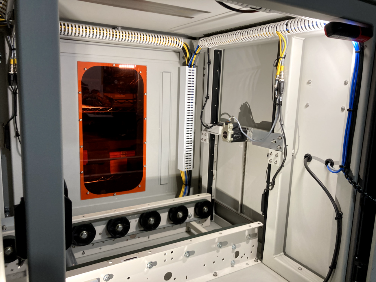 Laser Marking Cabinet / Laser Enclosure with Components - Dakoto